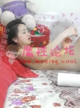 “哥，还是你鸡ba舒服”刚结婚3天的表妹就让我在她的婚床上给她松松土【839MB 1V】【BT】